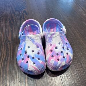 Toddler crocs